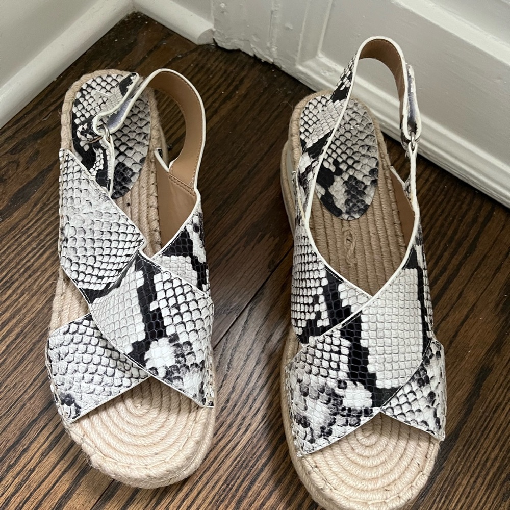 Brand new Marc Fisher size 10 gray multi leather wedge. super comfortable!